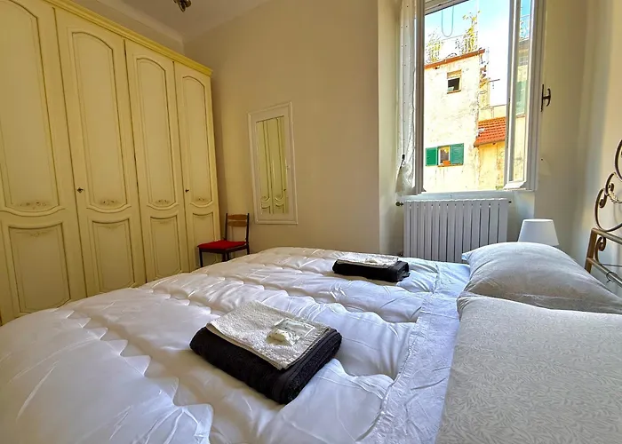 Full House Centro Holiday home